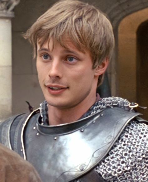 Arthur Pendragon Bradley James Arthur Pendragon Bbc Merlin, Arthur Bbc Merlin, Prince Arthur Merlin, Arthur Pendragon Icon, Arthur Pendragon Merlin, Bradley James Arthur, King Arthur Merlin, Merlin Characters, Arthur Merlin