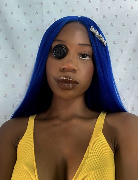 Halloween Costumes Black Women, Costumes For Black Women, Coraline Costume, Black Cosplayers, Halloween Costumes 2022, Vampire Bride, Dark Blue Hair, Black Cosplay, Pretty Halloween Costumes