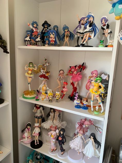 Anime Figurines Collection, Anime Figures Aesthetic Collection, Aesthetic Shelfs, Cutecore Shelf, Figure Organization, Anime Figures Display, Anime Figure Shelf, Animecore Room, Anime Figures Collection Display