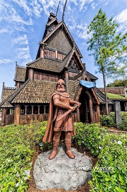 Epcot Photography, Disney Widgets, Epcot Norway, Didny Worl, Disney Architecture, Viking Statue, Disneyland Orlando, Disneyworld Epcot, Disney Photo Ideas