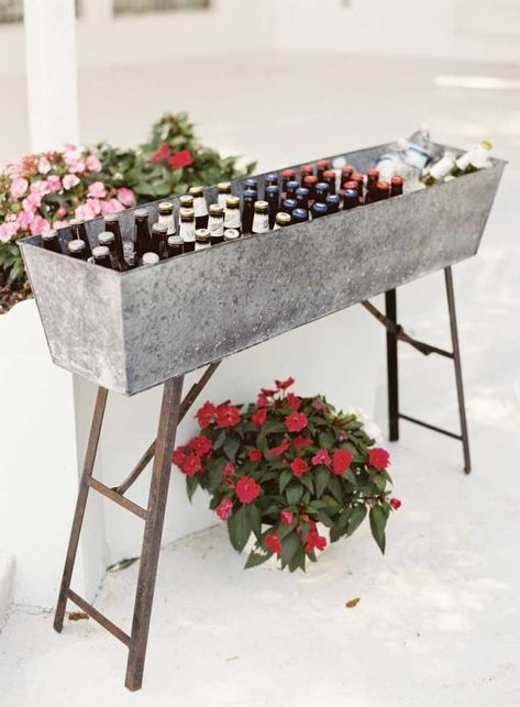 beer trough Backyard Wedding Food, Wedding Coolers, Wedding Drinks Reception, Beer Display, Bar Wedding Reception, Drink Display, Beer Wedding, Wedding Backyard Reception, Drink Bar