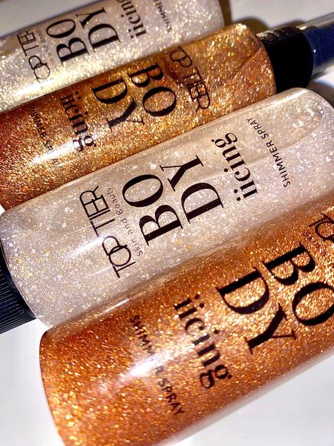 Body glitter, shimmer spray Body Glitter Oil, Stamped Outfit, Body Shimmer Glowing Skin, Gold Body Glitter, Shimmer Aesthetic, Skin Glitter, Shimmer Body Mist, Shimmer Spray, Tanning Skin Care