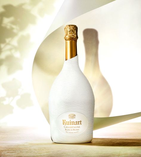 Ruinart Second Skin Inspires A World Of Sustainable Luxury Packaging | Dieline - Design, Branding & Packaging Inspiration Champagne Packaging, Eco Packaging, Bottle Gift, Sustainable Packaging, Luxury Packaging, Creative Packaging, Packaging Solutions, Packaging Design Inspiration, Champagne Bottle