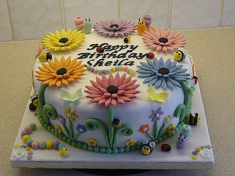 Happy Birthday Sheila Cake Images | Sheila's garden birthday cake | Flickr - Photo Sharing! Happy Birthday Sheila, Garden Birthday Cake, Garden Party Theme, Daisy Cakes, Moms Birthday, Garden Party Birthday, Garden Birthday, Bday Cake, Special Occasion Cakes