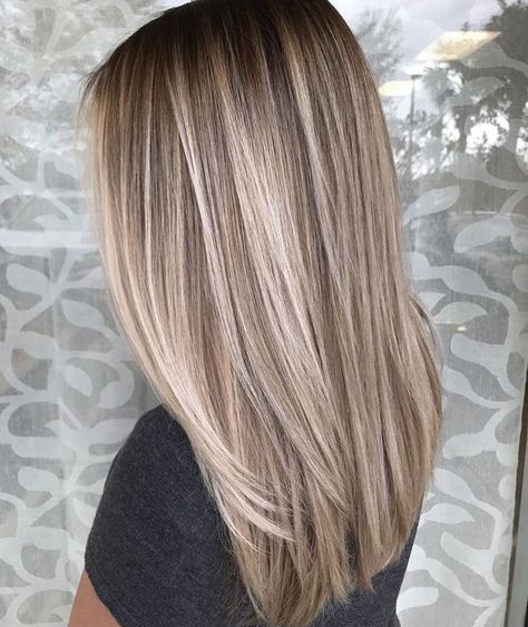 Blonde balayage Tmavý Blond, Balayage Straight, Balayage Straight Hair, Kadeřnické Trendy, Makeup Tip, Vlasové Trendy, Ombré Hair, Brown Blonde Hair, Ombre Hair Color