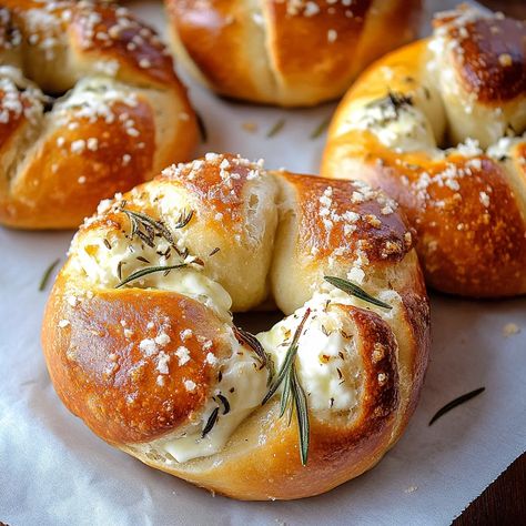 Mozzarella Stuffed Rosemary Parmesan Soft Pretzels Recipe Stuffed Soft Pretzels, Soft Pretzels Recipe, Soft Pretzel Recipe, Stuffing Recipes For Thanksgiving, Fall Snacks, Pretzels Recipe, Easy Brunch, Soft Pretzels, Sourdough Recipes