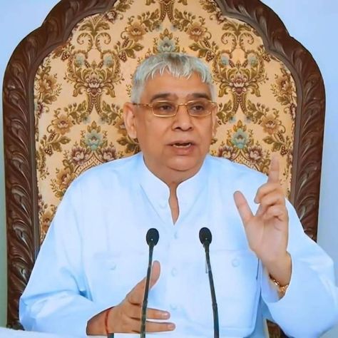 Sant Rampal Ji Maharaj Image, Maharaj Wallpapers, Saint Rampal Ji Maharaj, Saints Of India, Guru Ji, Pink Flowers Wallpaper, Spirituality Posters, Sant Rampal Ji Maharaj, Rampal Ji Maharaj