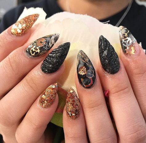 Steampunk nails Bayonetta Inspired Nails, Steampunk Nails, Themed Nails, Inspired Nails, Nail Artist, Keratin, Nail Art, Nails, Beauty