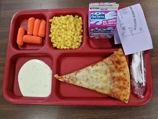 2000s Elementary School Nostalgia, Elementary School Lunch, School Cafeteria Food, Lunch Tray, Cafeteria Tray, School Dinner, Cafeteria Food, School Dinners, Dinner Tray