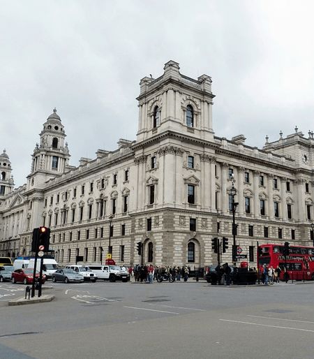 Palace of Whitehall Whitehall London, London Vibes, Palace London, London Aesthetic, British English, Urban Environment, Concert Hall, England Travel, British Royal Family