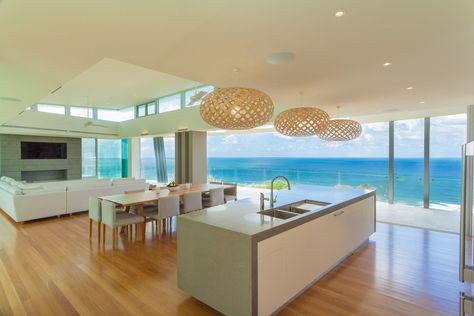 SEAVIEW HOUSE | Chris Clout Design Modern Beach House Interior Design, Seaview House, Modern Beach House Interior, Chris Clout, Modern Beach Home, Coastal Living Decor, Beach Home Interiors, Beach Interior Design, Contemporary Beach House