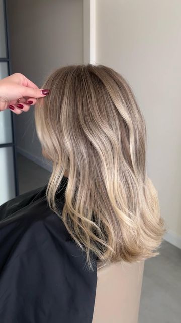 Gentle Blonde Balayage, Ash Blonde For Gray Hair, Medium Thick Blonde Hair, Lowlights For Blondes Medium Length, Grown Out Ash Blonde Hair, Beige Toned Blonde Hair, Cool Toned Highlights And Lowlights, Cooler Blonde Balayage, Medium Length Natural Blonde Hair