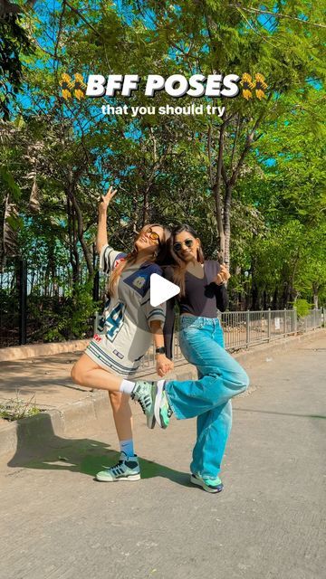 Dixita Patel | Theaugustgirl on Instagram: "Tag your BFF 👯‍♀️ ❤️  Sharing a few easy pose ideas that you can try with your BFF the next time you are in the mood for some cute pictures 🫶🏻💕  Let us know your favourite pose idea and save this for later 🙈🙈!! .   #bestie  #bestfriend #bestfriends #friend #pose #poses #posesforpictures #photography #photos #photo #photograph #howtopose #poseing #tip #pictip #reel #reels #reelitfeelit #feelkaroreelkaro #explore #feature #posingtips" Friends Photo Poses Ideas, Photo Poses With Bestie, Fun Duo Poses, Besties Poses Photo Ideas, Girlfriends Poses, Cute Bff Poses, Picture Ideas With Bestie, Pose Ideas With Bestie, Fun Poses With Friends