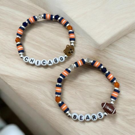 Football Bracelet, Bears Game, Trendy Bracelet, Chi Town, Stacking Bracelets, Trendy Bracelets, Zipped Bag, Elastic Bracelet, Chicago Bears