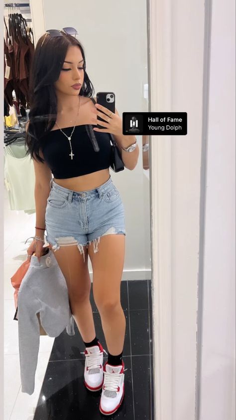 Copy And Paste Latina Outfits With Shorts, Daisy Marquez Nails, Hairstyles For Shorts Outfit, Latina Valentines Outfit, Cute Simple Outfits Latina, Summer Latina Aesthetic, Latina Aesthetic Outfit Summer, Cute Latina Outfits Summer, Casual Park Day Outfit Summer