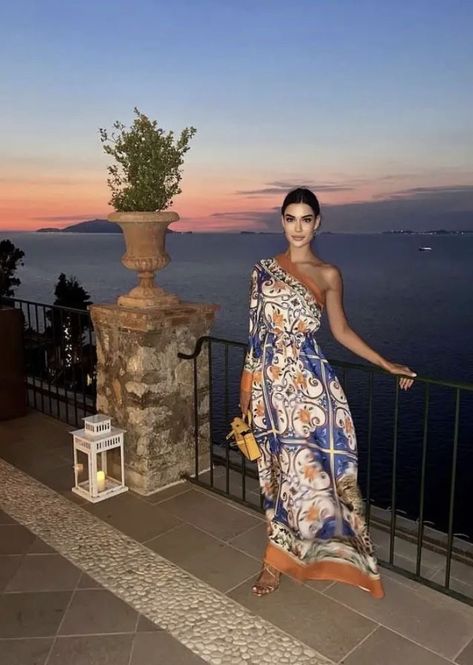 Maldives Outfit Ideas Modest, Beach Glam Outfit, Sunset Dinner Outfit, Maldives Dress Style, Beach Classy Outfit, Maldives Outfit Ideas, Trends 2024 Fashion, Outfit Ideas 2024, Drømme Liv