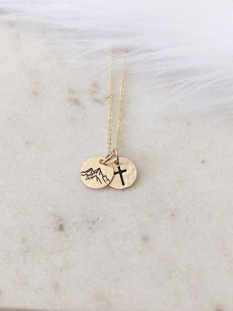 Christian Jewelry Elevated Faith, Simple Christian Jewelry, Christian Wedding Necklace, Cute Christian Necklaces, Christian Necklace Aesthetic, Christian Accessories Jewelry, Gold Christian Jewelry, Christian Jewelry Aesthetic, Esty Shop.com Jewellery