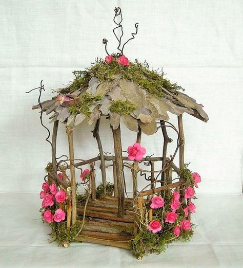 Garden Ideas Homemade, Fairy Trees, Fairy Garden Design Ideas, Kaktus Dan Sukulen, Diy Fairy Garden, Garden Furniture Design, Fairy Garden Furniture, Fairy Garden Ideas, Fairy House Diy