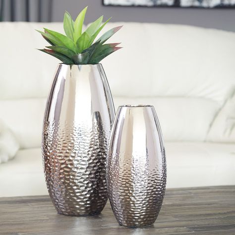 Large vases decor