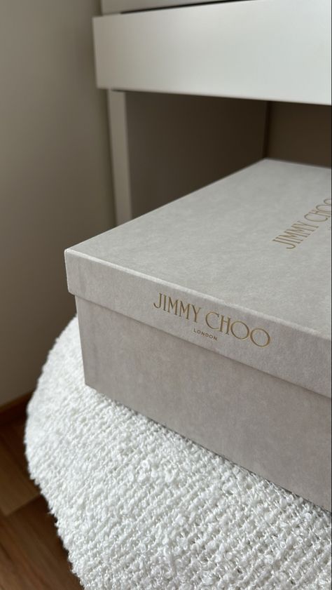 Jimmy Choo Aesthetic, Heels Aesthetic, Snapchat Story, Jimmy Choo Heels, Funny Study Quotes, Jimmy Choo Shoes, I Got This, Making Ideas, Jimmy Choo