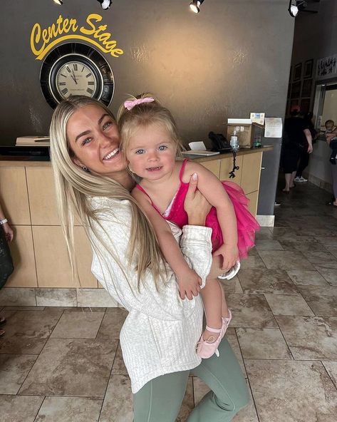 Lindsey Arnold, Competitive Dance, Fam Goals, Lindsay Arnold, Pink Leotard, Home Pregnancy Test, Positive Pregnancy Test, Dance Mom, Little Ballerina