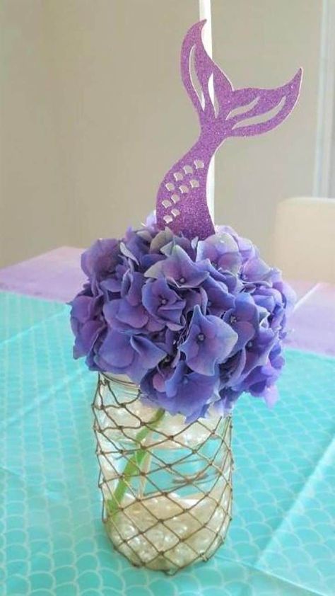 20 Magical Mermaid Party Decor Ideas - Lady Celebrations Fish Bowl Centerpiece Birthday, Under The Sea Birthday Party Centerpiece, Mermaid Birthday Party Centerpieces, Mermaid Table Centerpieces, Mermaid Centerpiece Ideas, Under The Sea Centerpiece Ideas, Mermaid Table Decorations, Little Mermaid Centerpieces, Mermaid Cake Pops