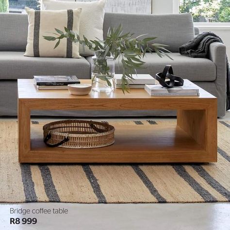 Wooden Tv Table Ideas, Wooden Living Room Table, Table Tricks, Living Room Table Ideas, Room Table Ideas, Green Couch Living Room, Centre Table Living Room, Sofa Table Design, Tea Table Design