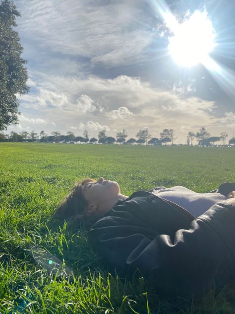 Lying Down In Grass Aesthetic, Sitting In Nature Aesthetic, Lying In Grass Aesthetic, Sitting In Grass Aesthetic, Laying In The Sun Aesthetic, Person Laying In Grass Reference, Friends In A Field, Sleeping In Field, Frolicking In A Field Aesthetic