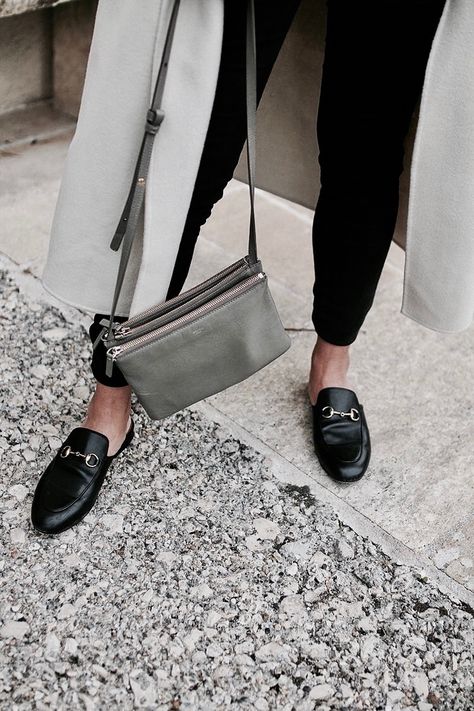 •@navjotghotra• Loafer Mules Outfit, Gucci Mules Outfit, Designer Winter Outfits, Best Winter Shoes, Mule Outfit, Gucci Princetown Slipper, Gucci Slipper, Slipper Outfit, Mules Outfit