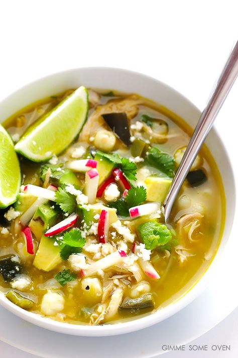 Easy Chicken Posole Verde -- this delicious and simple soup is ready to go in just 20 minutes! | gimmesomeoven.com Easy Posole, Easy Chicken Posole, Easy Posole Recipe, Chicken Posole Verde, Chicken Posole Recipe, Posole Verde Recipe, Posole Verde, Verde Soup, Chicken Posole