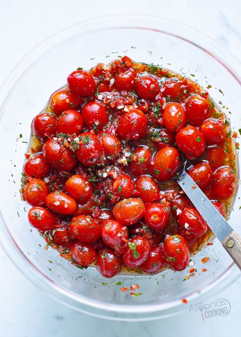 Balsamic Marinated Cherry Tomatoes, Marinated Grape Tomatoes, Tomato Marinade, Marinated Tomato Salad, Marinated Cherry Tomatoes, Canned Tomato Recipes, Canning Garden, Side Veggies, Fermented Recipes