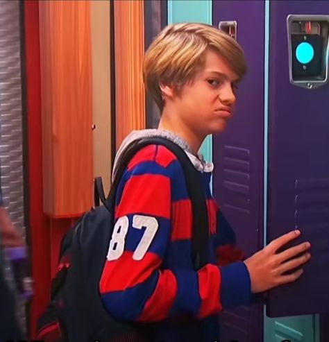 Funny Henry Danger Pics, Henry Danger Pictures, Henry Danger Side Eye, Henry Danger Reaction Pic, Henry Danger Funny Photos, Henry Danger Pfp, Reaction Pics Disgusted, Disgusted Meme, Henry Danger Funny