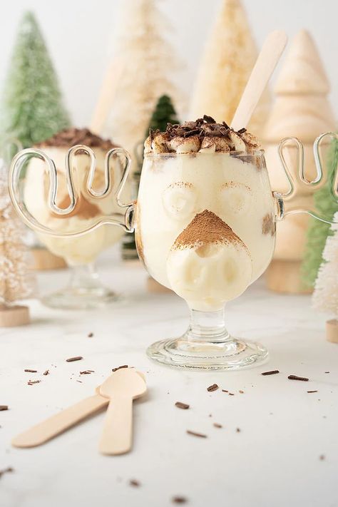 image of tiramisu in a moose mug Individual Christmas Desserts, Individual Tiramisu, Mini Trifles, Christmas Trifle Recipes, Holiday Dessert Recipes Easy, Tiramisu Trifle, Mini Trifle, Easy Dessert Recipes Christmas, Christmas Trifle