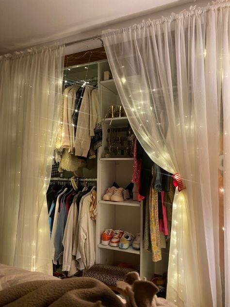 Closet organizing | teen girl room | organizing | closet storage | aesthetic | fashion | closet shelving ideas #closet #closetgoals #closetorganizationideas #closetstorage #organization Small Room Open Closet Ideas, Open Closet With Mirror, Cute Closet Curtain Ideas, Walk In Closet With Curtains, Closet Division Ideas, Tapestry Closet Curtain, Bed Against Closet, Inside Of Closet Ideas, Closet Room Aesthetic Vintage