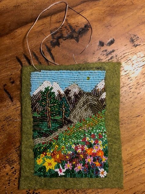 Beaded Landscape, Lazy Stitch Beadwork, Bead Painting, Beaded Tapestry, Seed Bead Crafts, Embroidery Bracelets, Bead Embroidery Patterns, Beaded Crafts, Fabric Beads