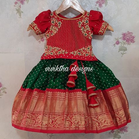 Pattu Pavadai Kids Blouse Designs Maggam Work, Kids Pattu Langa Blouse Designs Maggam Work, Baby Pattu Langa Designs, Baby Girl Pattu Langa Designs, Pattu Lehenga For Kids, Long Frocks For Kids, Langa Blouse, Pattu Langa, Blouse Peplum