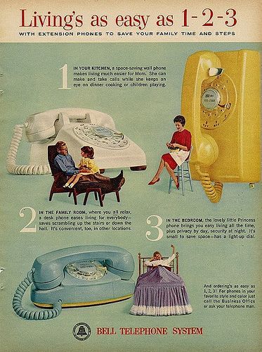 Atomic Family, Pin Up Vintage, Postal Vintage, Vintage Phone, Old Advertisements, Retro Advertising, Bd Comics, Retro Ads, Old Phone