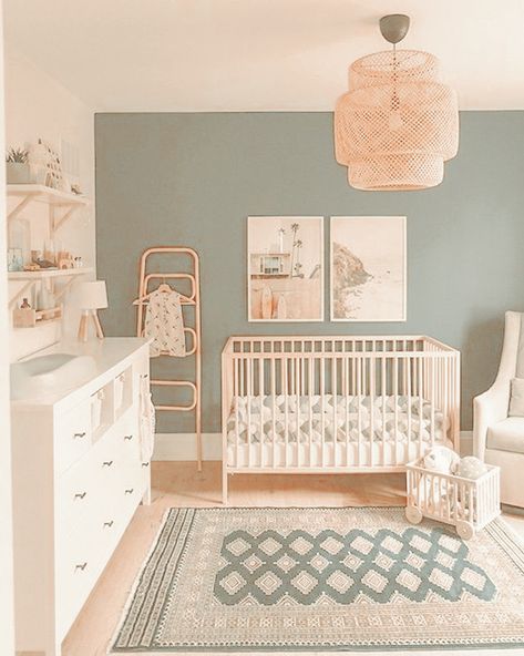 Green Gender Neutral Nursery, Gender Neutral Nursery Inspiration, Nursery Inspiration Neutral, Nursery Themes Neutral, Baby Nursery Inspiration, Baby Room Themes, Baby Room Neutral, Baby Boy Room Decor, Nursery Room Design