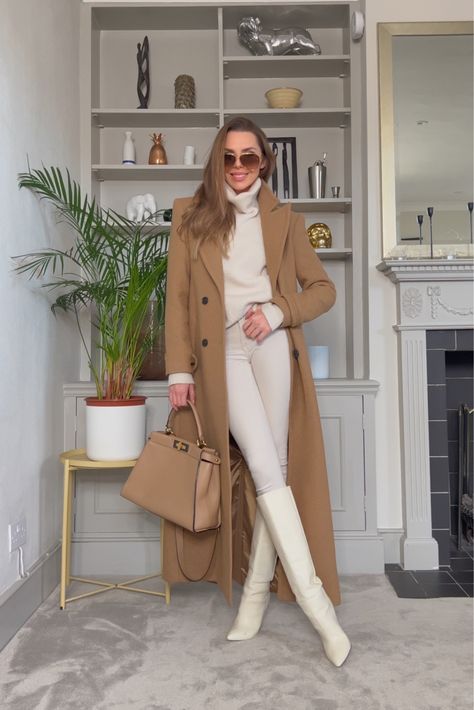 Italian Wool Double Breasted Maxi … curated on LTK Tan Wool Coat Outfit, Elegant Classic Fashion, Wool Coat Outfit, Tan Wool Coat, Insta Reel, Leather Pants Outfit, Long Wool Coat, Mommy Style, Fall Capsule Wardrobe