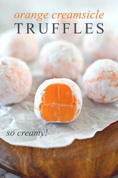 Orange Jello Dessert, Orange Creamsicle Truffles, Creamsicle Truffles, Truffle Recipe Easy, No Bake Truffles, Glutenfri Baking, Jello Dessert, Dessert Truffles, Orange Jello