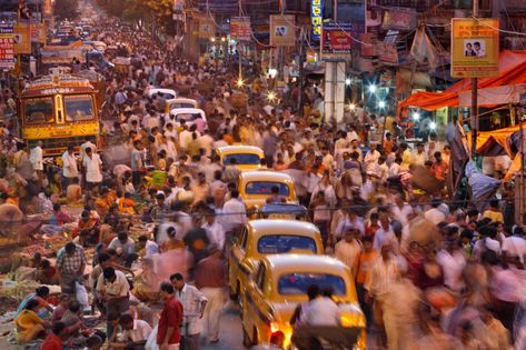 Population 7 Billion National Geographic Photography, National Geographic Magazine, World Population, Shot Photo, Flags Of The World, Nature Photographs, Photography Portfolio, New Delhi, Photo Contest