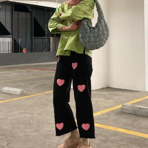 im wearing a heart printed pants and a embroidered floral green button up top with a pink sneakers and a quilted sage green bag Heart Pants, Dinner Fits, Modest Outfit Ideas, Modest Outfit, Tiktok Fashion, Chic Leather, Pink Sneakers, Button Up Top, Green Button