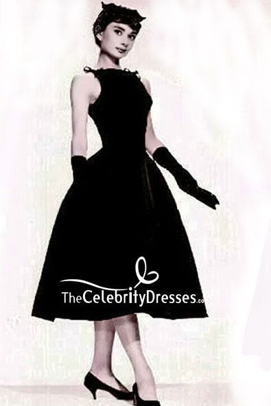 #AudreyHepburn Vintage Tea Length #BlackDress - TheCelebrityDresses Tea Length Black Dress, Black Tea Length Dress, Audrey Hepburn Vintage, Events Dresses, Audrey Hepburn Dress, Best Celebrity Dresses, Short Wedding Dress Vintage, Hepburn Dress, Grammy Dresses