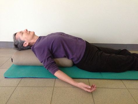 Restorative Yoga: Supported Fish Pose Fish Pose Yoga, Restorative Yin Yoga, Restorative Yoga Sequence, Restorative Yoga Poses, Fish Pose, Yoga Bolster, Coconut Health Benefits, Restorative Yoga, Pose Yoga