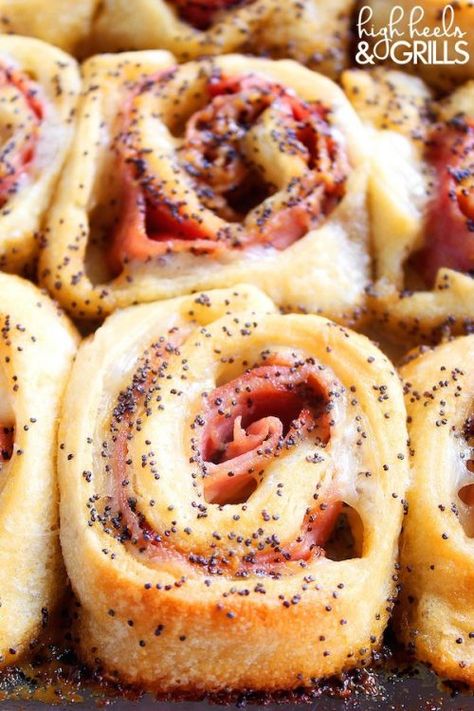 Baked Ham and Cheese Roll-Ups and Pillsbury Crescent Rolls Recipes - Crescent Roll Ideas for Entrees, Snacks, Appetizers, Desserts and More on Frugal Coupon Living. Ham And Cheese Rollups, Pillsbury Crescent Roll Recipes, Ham And Cheese Roll Ups, Gourmet Sandwiches, Crescent Roll Recipes, Best Appetizer Recipes, Prosciutto Cotto, Baked Ham, Tea Sandwiches