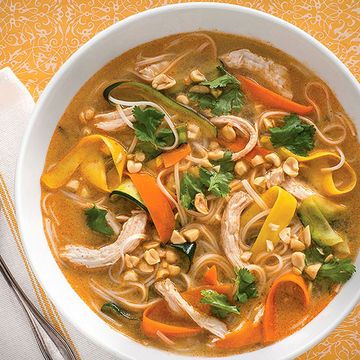 Best Sick Food, Morning Sickness Food, Paleo Soup Recipe, Sick Food, Curry Noodle Soup, Italian Soup Recipes, Curry Noodles, Like Chicken, Italian Soup