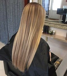 Champagne Blonde Hair, Summer Blonde Hair, Blond Balayage, Instagram Russia, Easy Hairstyles For Medium Hair, Vlasové Trendy, Balayage Blonde, Dirty Blonde Hair, Honey Blonde Hair