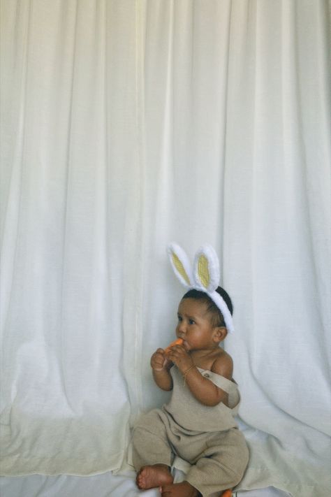 First easter | easter bunny | easter eggs | easter basket | easter pictures | baby boy | at home photoshoot | baby clothes | cute baby | baby photo ideas | cute baby photoshoot | baby inspo | baby ootd | toddler ootd | kids fashion | kids clothing | baby style | diy baby photoshoot | baby outfit inspo | zara baby | baby zara overalls | boy mom | Toddler Easter Pictures, Baby Boy Easter Pictures, Levi Outfits, Kids Easter Pictures, Easter Baby Photoshoot, Diy Baby Photoshoot, Baby Easter Pictures, Overalls Boy, Baby Photo Ideas