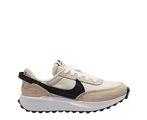 Nike Waffle Sneaker, Nike Women's Waffle Debut Shoes, Black Retro Sneakers Women, Nike Waffle One Outfit, Nike Waffle Debut Outfit, Nike Waffle Shoes, Sneakers Rack, Sneaker Rack, Nike Waffle Debut