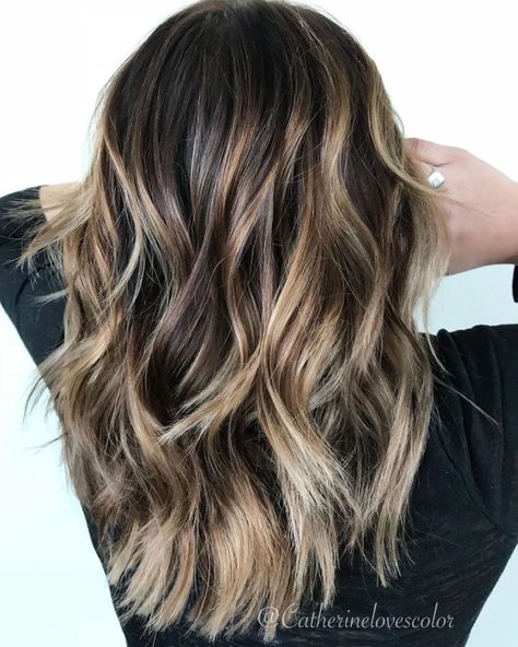 Medium Brunette Hair, Long Length Hair, Haircuts For Thick Hair, Thick Wavy Hair, Bob Hairstyles For Thick, Medium Length Hair With Layers, Haircut For Thick Hair, Long Layered Hair, Medium Hair Cuts